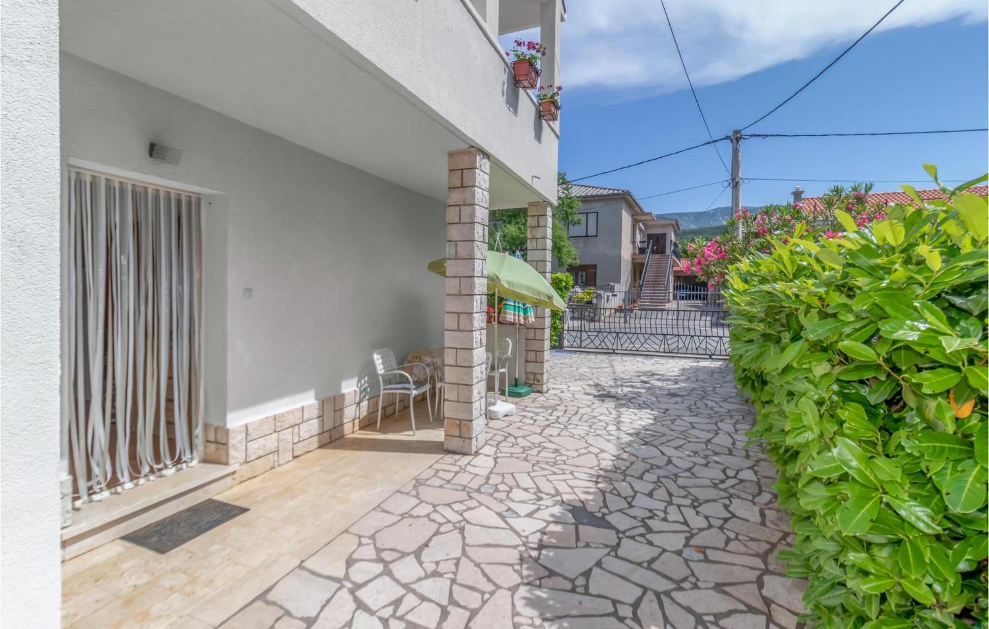 Nice Apartment In Jadranovo With Wifi Exterior photo